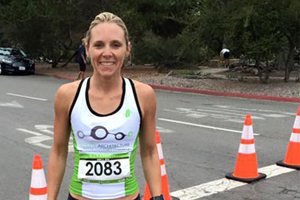 Amie Smith marathon runner competitor in orthotics
